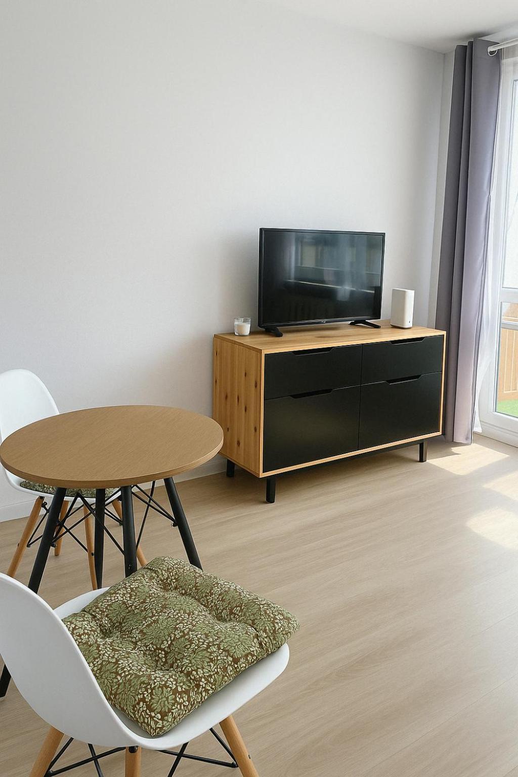17m2 - Przymorze, Close To The * Gdańsk